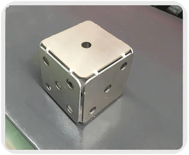 TSF1530 Exchange-Table Enclosed Fiber Laser Cutting Machine Sample 6